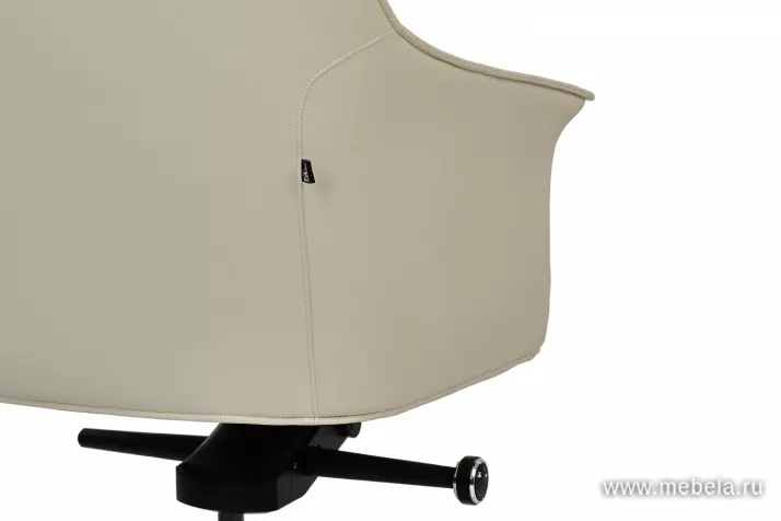 кресло RV-A1918